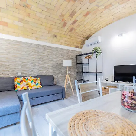 Apartment Loft Con Jacuzzi, A 20 M Colosseo *