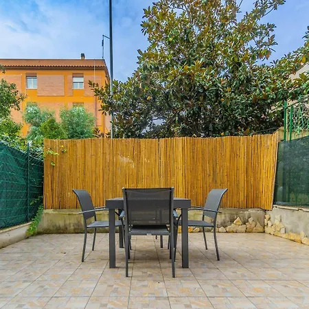 Loft Con Jacuzzi, A 20 M Colosseo Apartment *